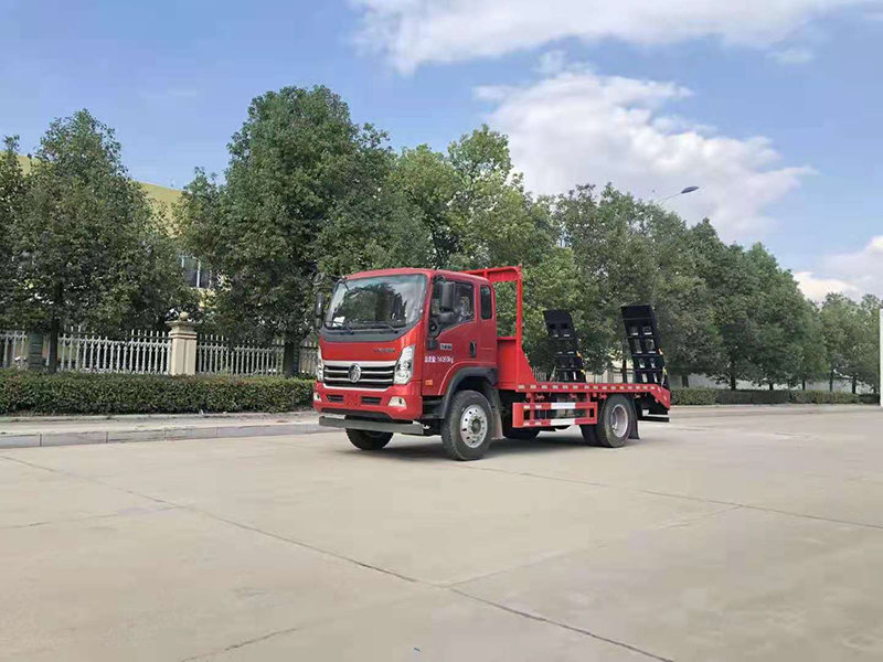 國(guó)六重汽王牌單橋黃牌平板運(yùn)輸車